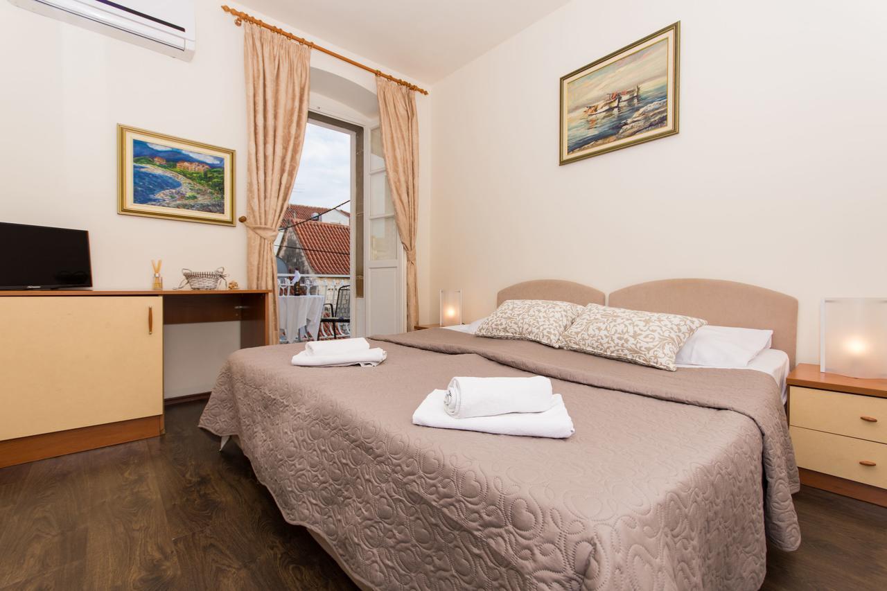 Rooms Villa Liza Trogir Exterior foto